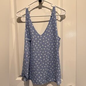 LOFT Blue Print Sleeveless Blouse Medium V-Neck Flowy Tank Top
